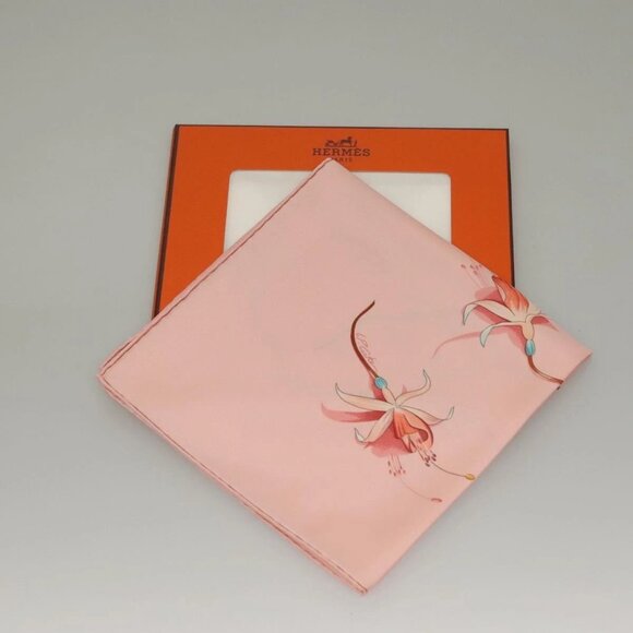 HERMES Carre 90 Scarf ""Fleurs De Fuchsia"" Silk Pink Auth am8730 - Picture 1 of 16